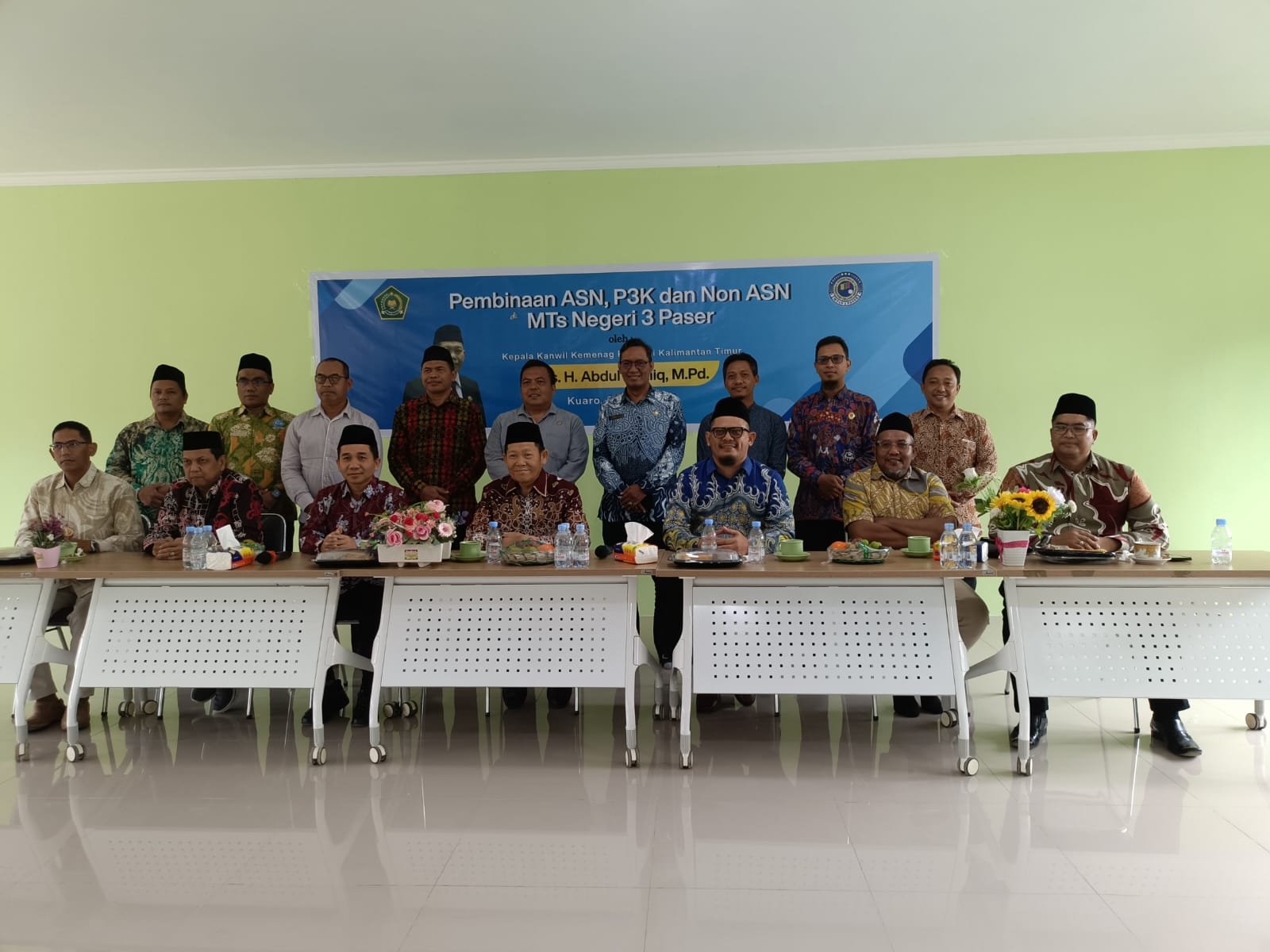 Perkuat Sinergi dan Profesionalisme, Pimpinan MAN Paser Hadiri Pembinaan Pegawai oleh Kakanwil Kemenag Kaltim